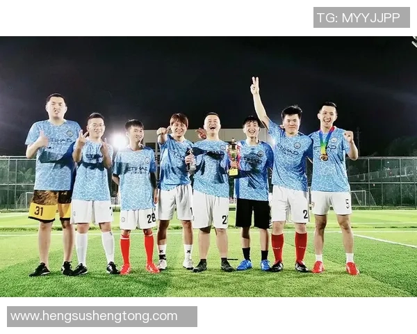 龟尾女足迎战华川队全力争胜展现女足风采与拼搏精神